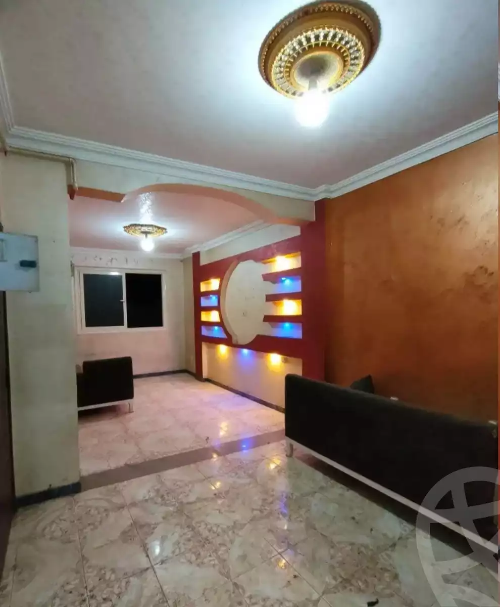 https://aqarmap.com.eg/en/listing/6122132-for-sale-qalyubia-shubra-el-khaima-om-bayoumi