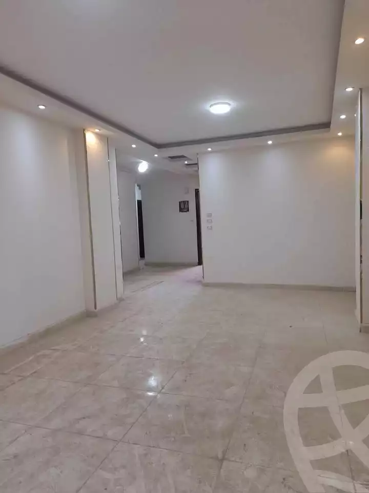 https://aqarmap.com.eg/en/listing/6123369-for-sale-cairo-el-haram-el-lebeny-el-magzar-el-aly-st