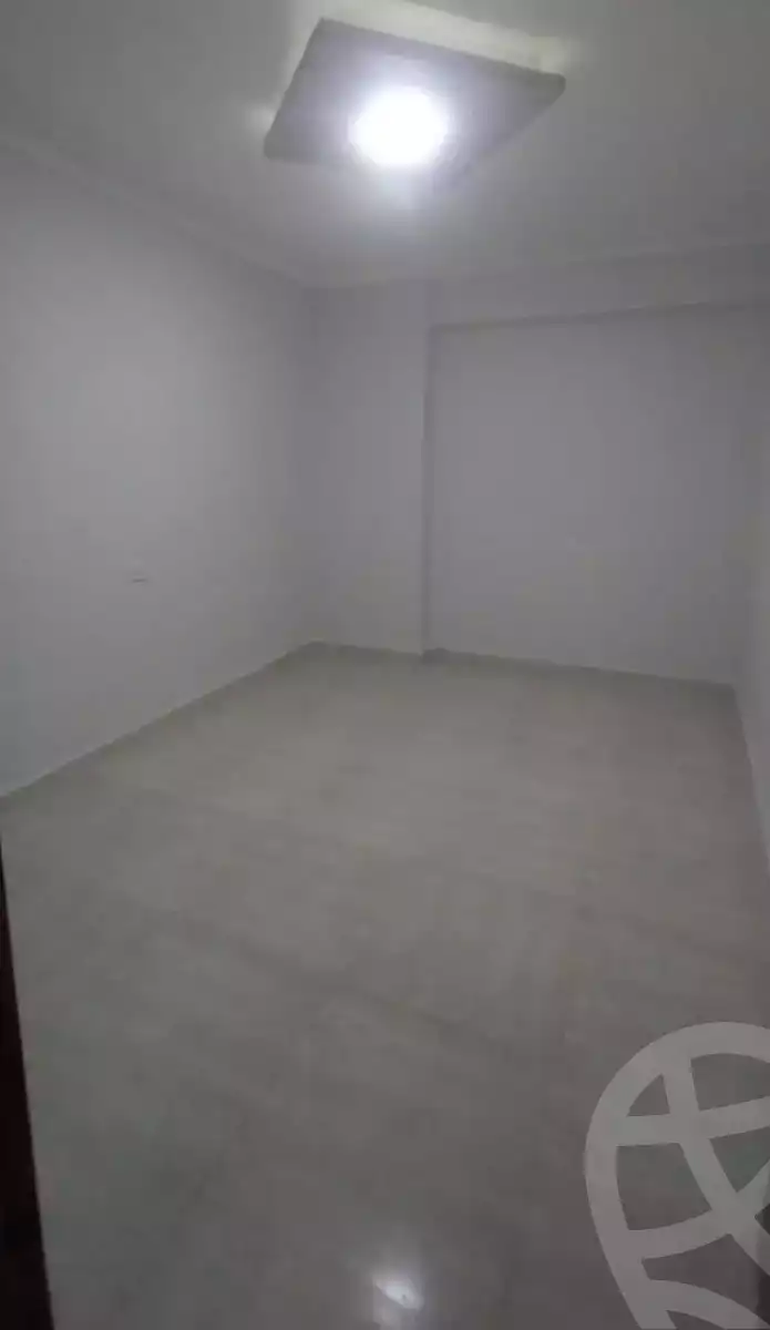 https://aqarmap.com.eg/ar/listing/6125740-for-sale-alexandria-mntq-fr-y-blskndry-el-awayed
