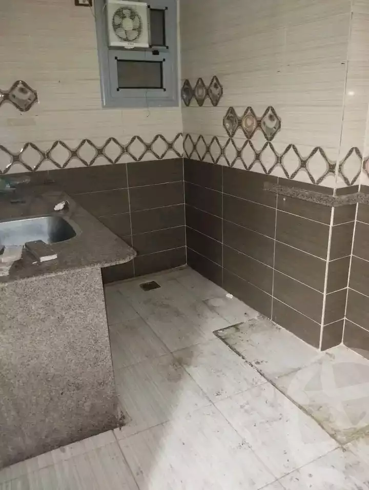 https://aqarmap.com.eg/ar/listing/6126043-for-rent-kafr-el-sheikh-kafr-el-sheikh-city