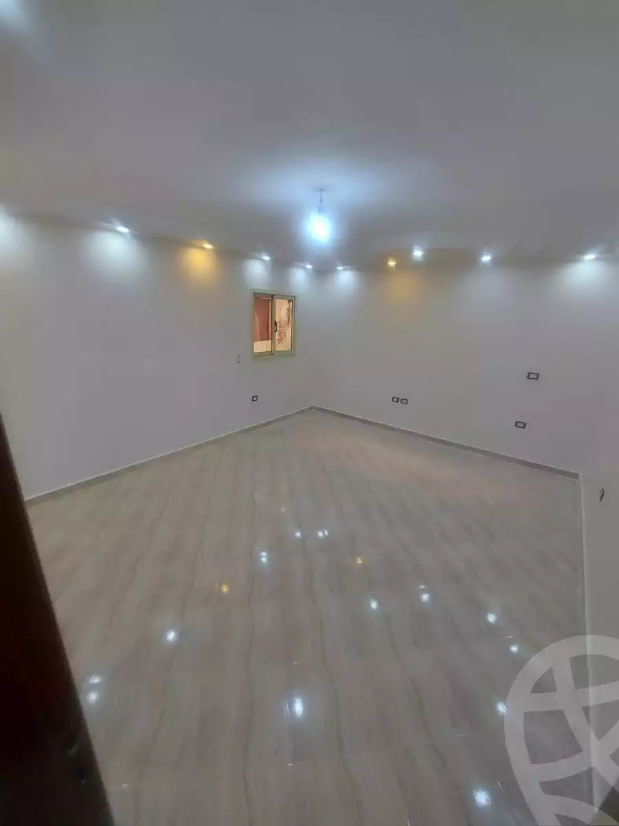 https://aqarmap.com.eg/en/listing/6126745-for-sale-cairo-helwan-helwan-el-sharkeya-ryad-pasha-st