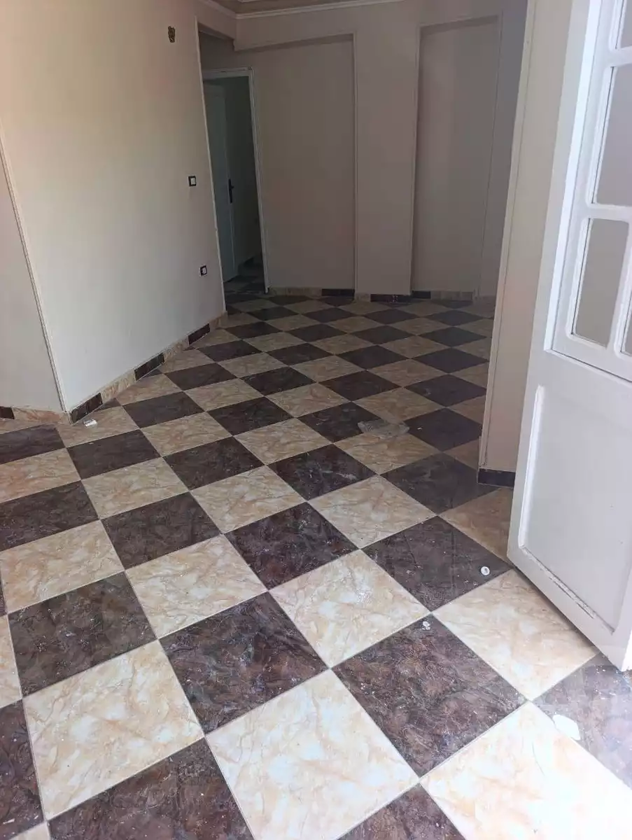 https://aqarmap.com.eg/en/listing/6127229-for-rent-cairo-faisal-kafr-tohormos-queen-nazli-st