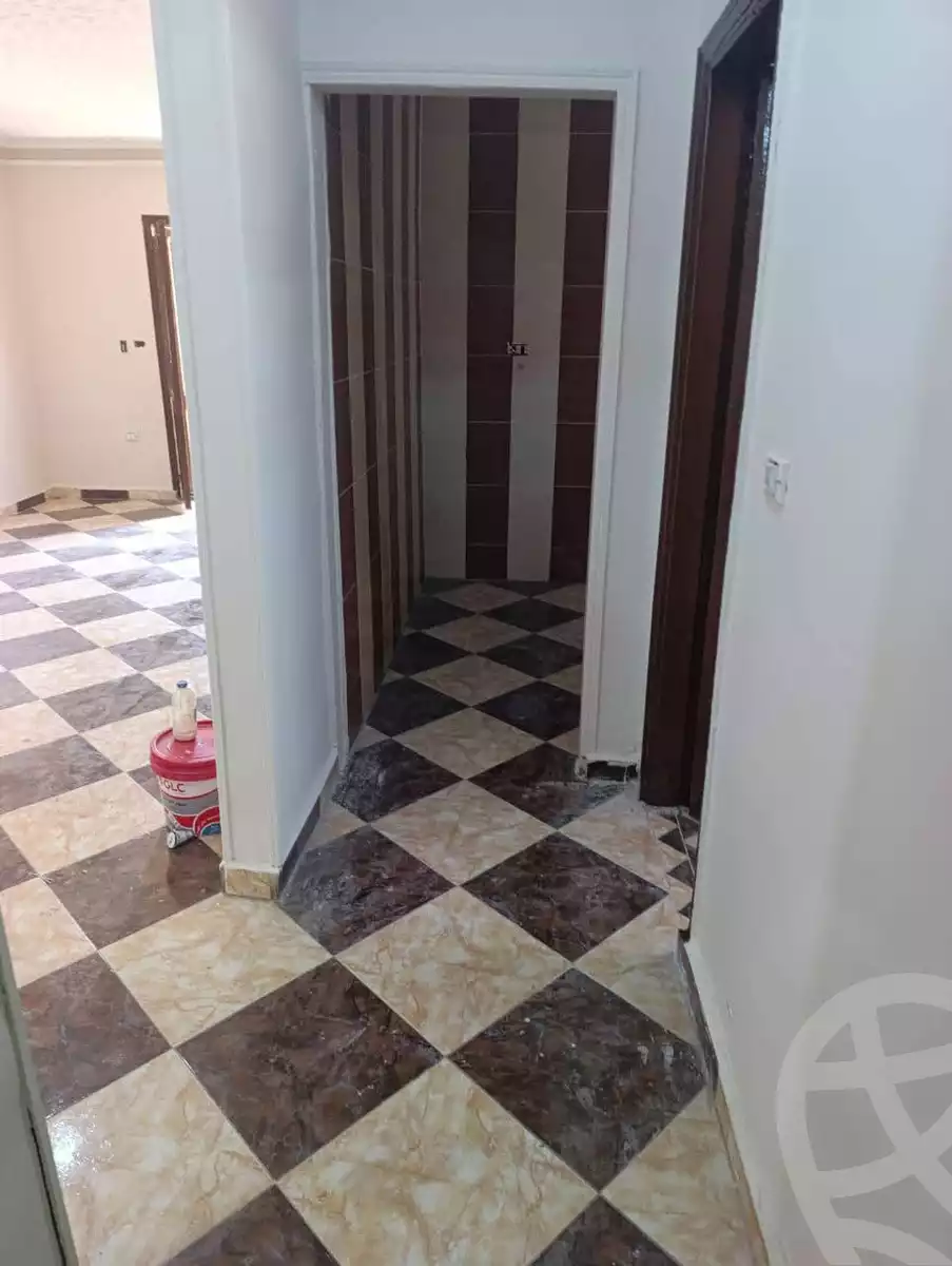 https://aqarmap.com.eg/en/listing/6127245-for-rent-cairo-faisal-kafr-tohormos-queen-nazli-st