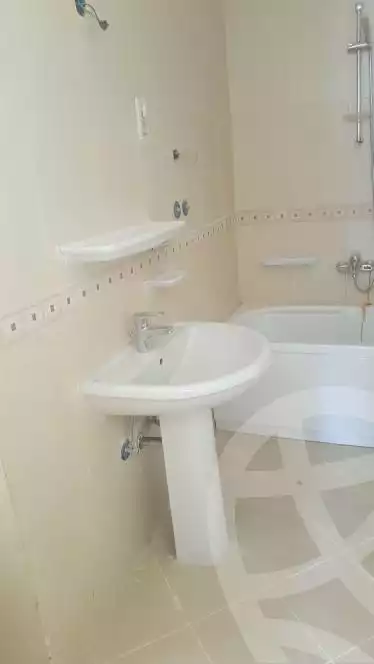 https://aqarmap.com.eg/en/listing/6130034-for-sale-cairo-new-cairo-madinaty-eleventh-zone-buildings-group-112