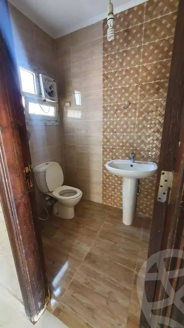 https://aqarmap.com.eg/en/listing/6130588-for-sale-cairo-6th-of-october-el-ahyaa-neighborhood-1st-al-maahad