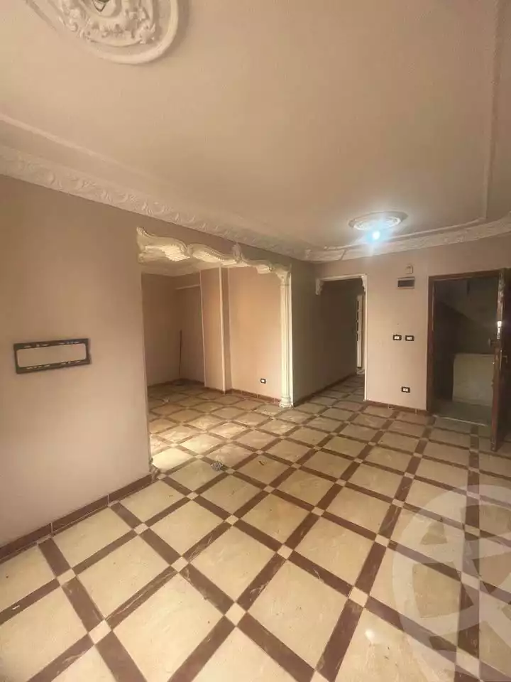 https://aqarmap.com.eg/ar/listing/6132266-for-sale-alexandria-el-asafra-shr-45