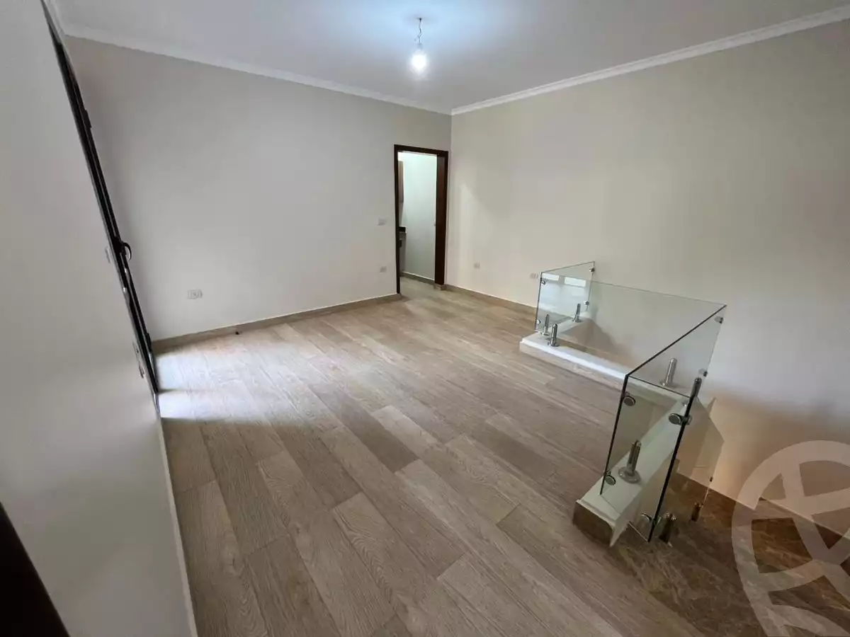 https://aqarmap.com.eg/en/listing/6132931-for-rent-cairo-el-sheikh-zayed-city-compounds-kmbwnd-wyst-twn-swdyk