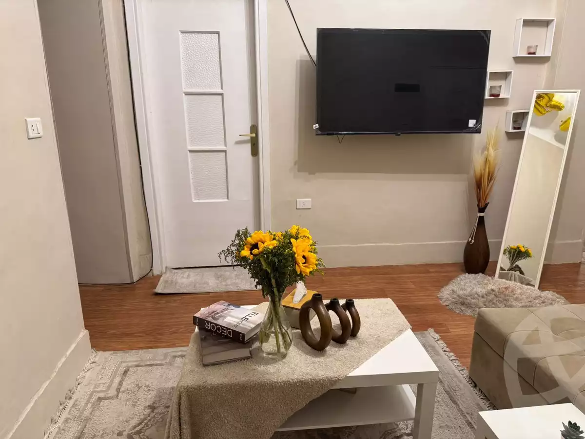 https://aqarmap.com.eg/en/listing/6133137-for-rent-cairo-manial-abd-el-aziz-al-saud-st