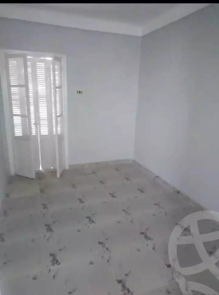 https://aqarmap.com.eg/en/listing/6133268-for-sale-alexandria-krmwz