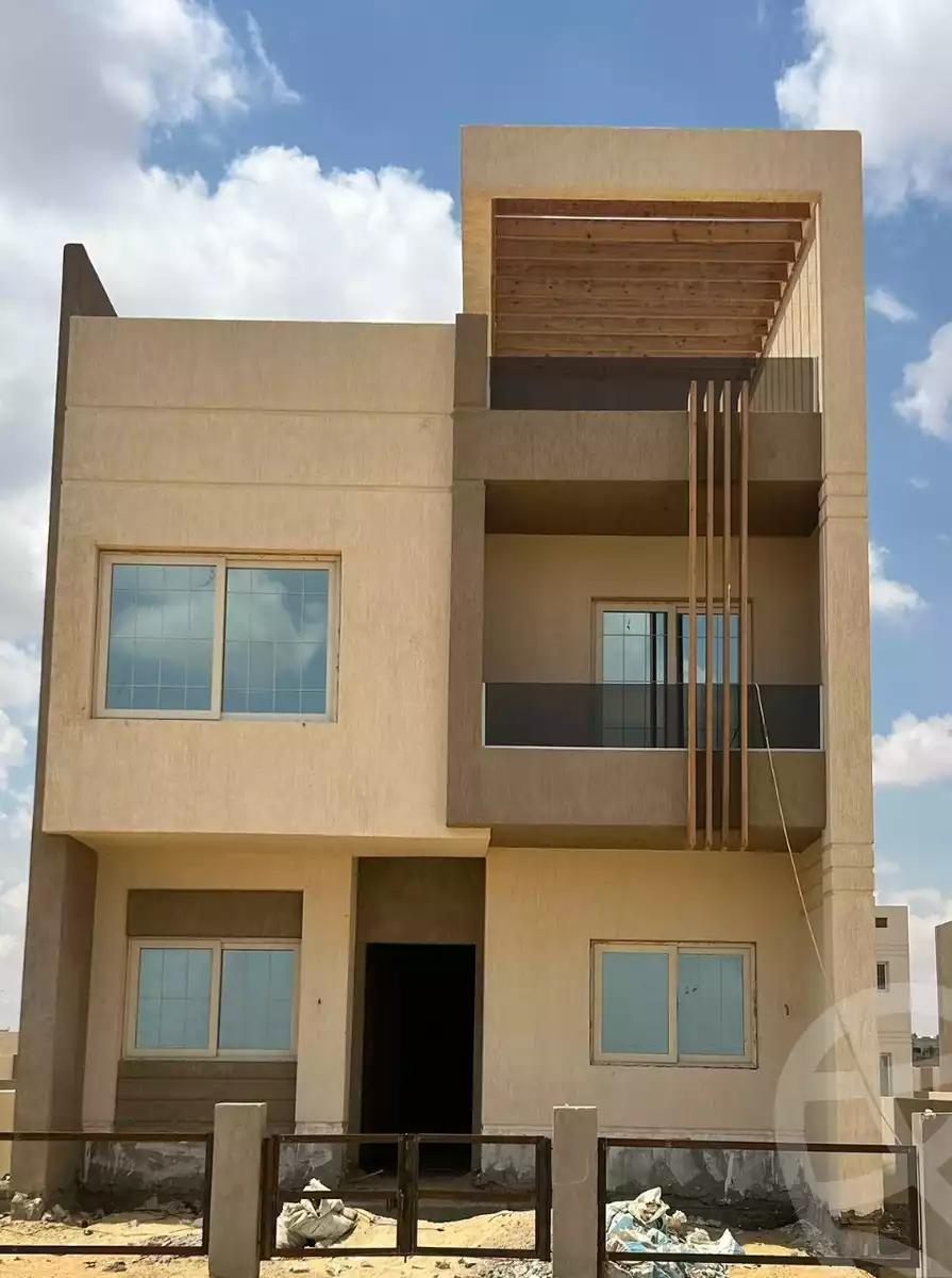 https://aqarmap.com.eg/en/listing/6135165-for-sale-cairo-el-sheikh-zayed-city-lshykh-zyd-ljdyd-montania-gardens-compound-everest-view