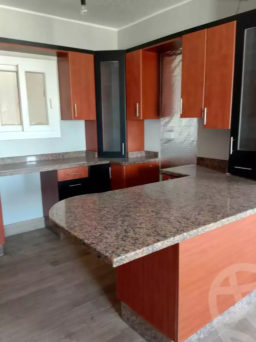 https://aqarmap.com.eg/ar/listing/6135762-for-rent-cairo-el-sheikh-zayed-city-compounds-zayed-regency