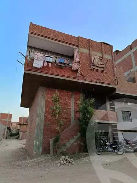 https://aqarmap.com.eg/en/listing/6136335-for-sale-qalyubia-qlioub-zawet-el-ngar