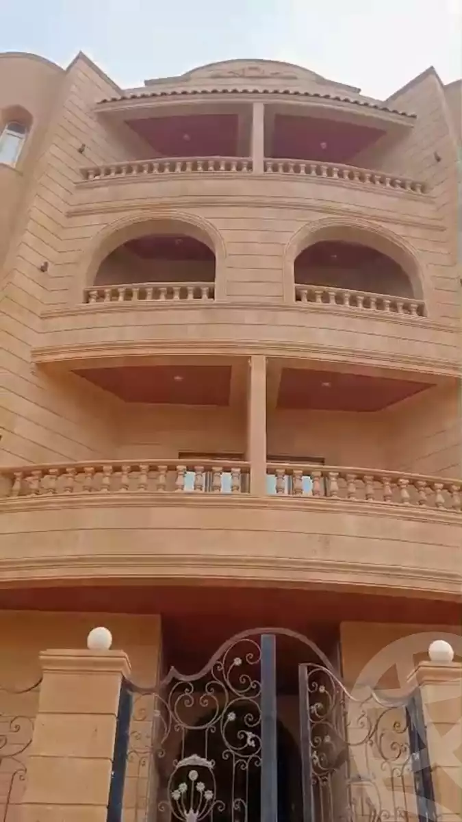 https://aqarmap.com.eg/ar/listing/6136474-for-sale-cairo-badr-city-hai-el-ashgar-featured-neighborhood