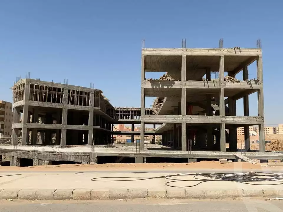 https://aqarmap.com.eg/en/listing/6137432-for-sale-cairo-6th-of-october-hadaeq-october-kmbwnd-fy-hdyq-ktwbr-regency-mall