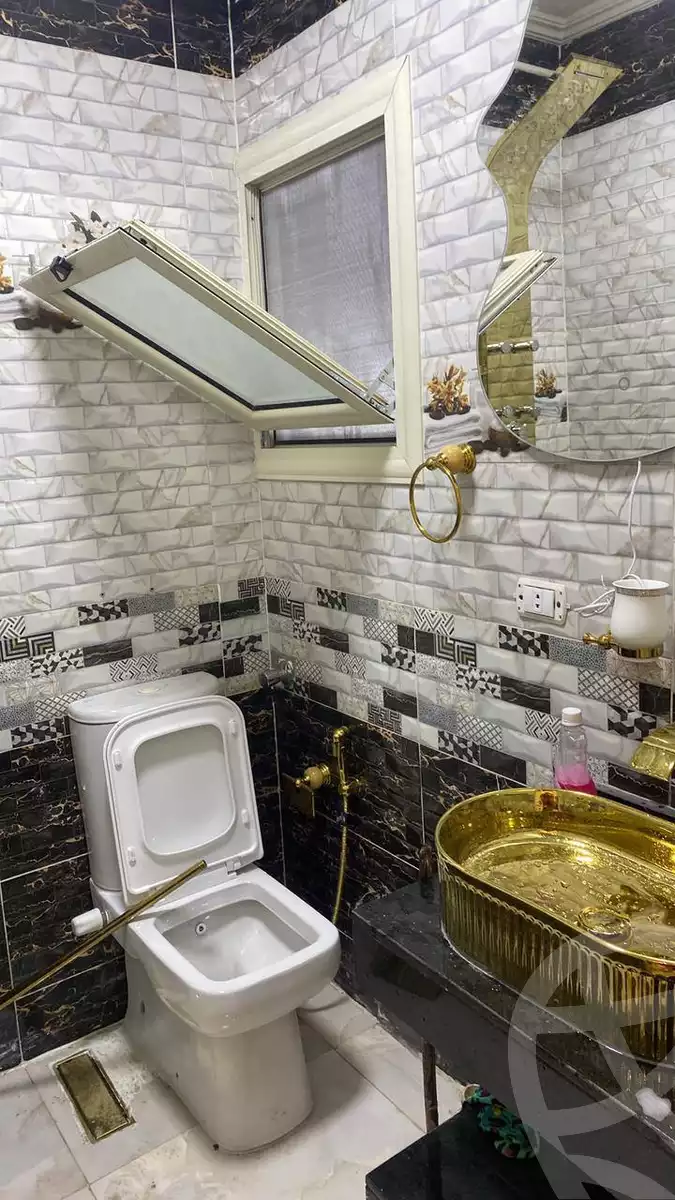 https://aqarmap.com.eg/ar/listing/6137522-for-sale-alexandria-bahray-el-anfoshy-ismail-sabry-st