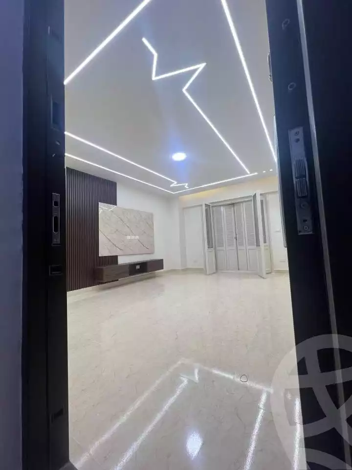 https://aqarmap.com.eg/ar/listing/6138247-for-sale-alexandria-el-asafra-l-sfr-bhry