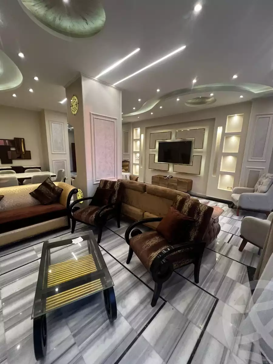 https://aqarmap.com.eg/en/listing/6138352-for-sale-alexandria-sporting-el-geish-road