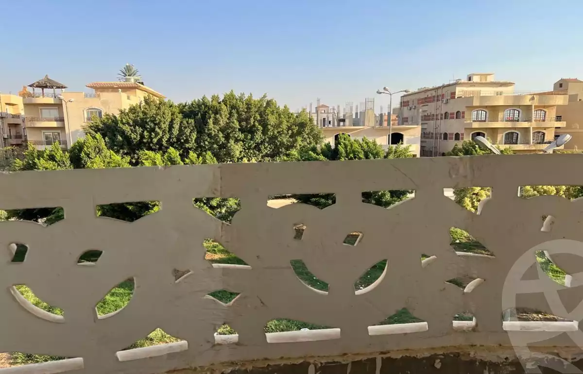 https://aqarmap.com.eg/en/listing/6138858-for-sale-cairo-el-shorouk-lhy-lthlth-grb-neighbourhood-4-mohammed-el-kasbagy-st