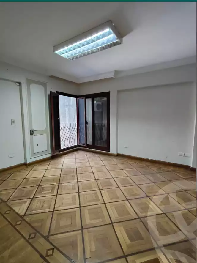 https://aqarmap.com.eg/en/listing/6138900-for-rent-alexandria-smouha-victor-amanoiel-square