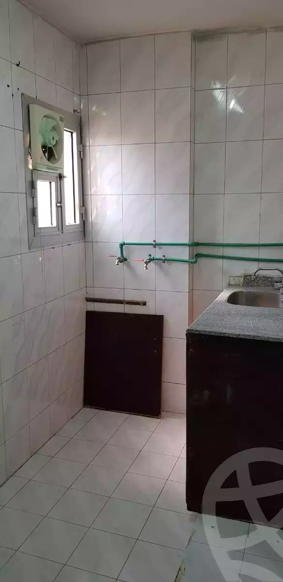 https://aqarmap.com.eg/en/listing/6140388-for-sale-cairo-helwan-helwan-el-sharkeya-saleh-sobhy-st