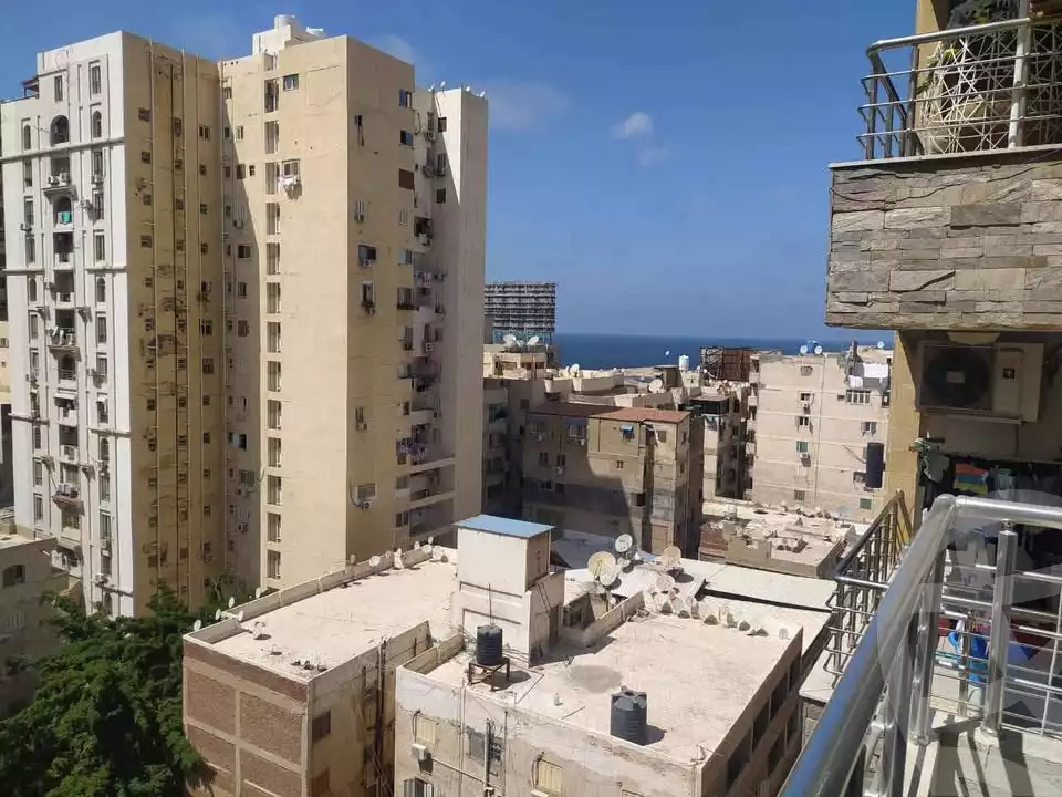 https://aqarmap.com.eg/ar/listing/6141265-for-sale-alexandria-glim