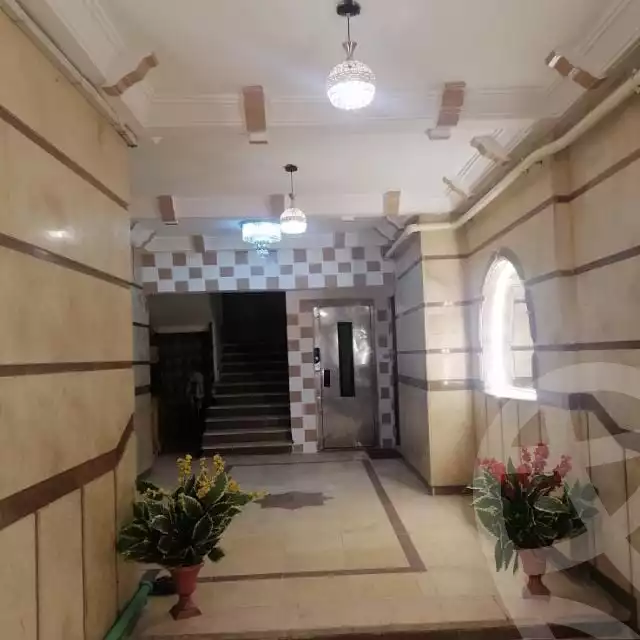 https://aqarmap.com.eg/ar/listing/6143890-for-sale-alexandria-sydy-bshr-sydy-bshr-bhry-shr-mhmd-njyb