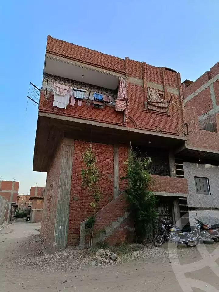 https://aqarmap.com.eg/en/listing/6144151-for-sale-qalyubia-qlioub-zawet-el-ngar