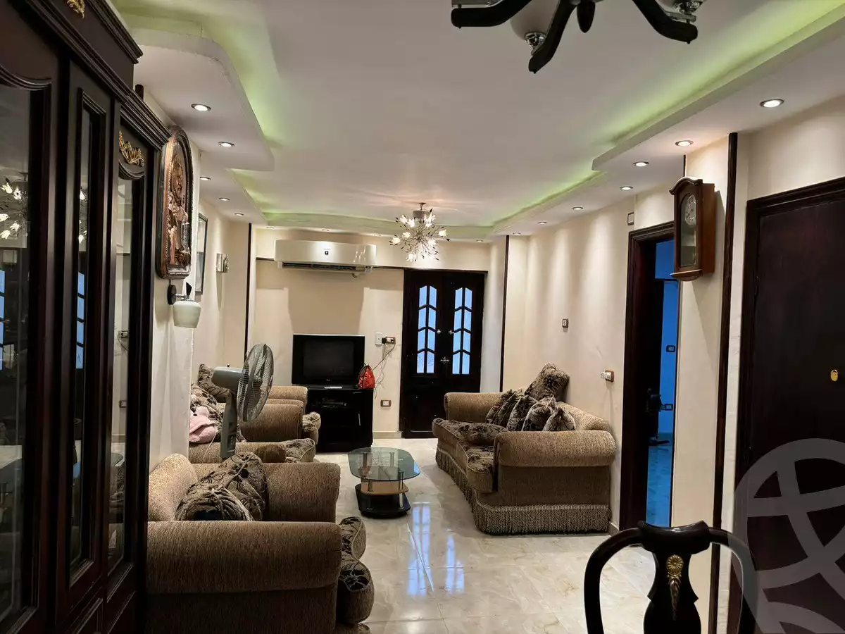 https://aqarmap.com.eg/en/listing/6144553-for-sale-cairo-shoubra-el-sahel-kashkosh-st