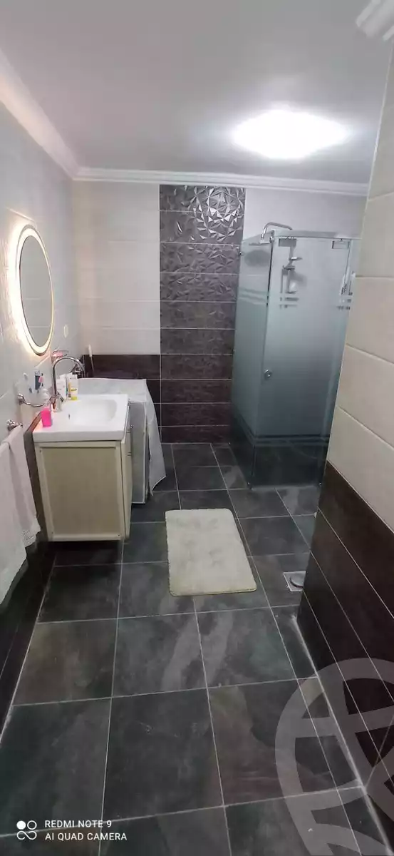 https://aqarmap.com.eg/ar/listing/6144947-for-sale-cairo-helwan-helwan-el-sharkeya-zaki-hawas-st