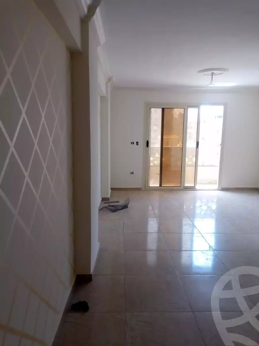 https://aqarmap.com.eg/en/listing/6146059-for-sale-alexandria-lsywf-gamila-abu-herid-st