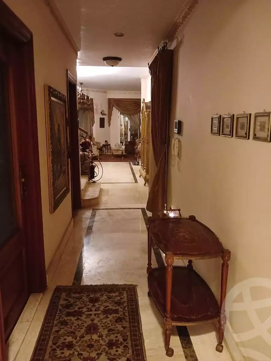 https://aqarmap.com.eg/en/listing/6146804-for-sale-cairo-new-cairo-first-settlement-mhwr-mstfy-kml