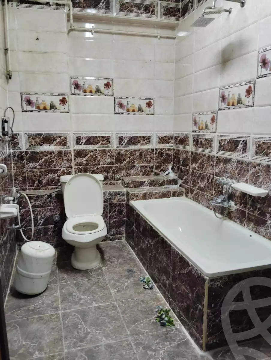 https://aqarmap.com.eg/en/listing/6147699-for-sale-qalyubia-shubra-el-khaima