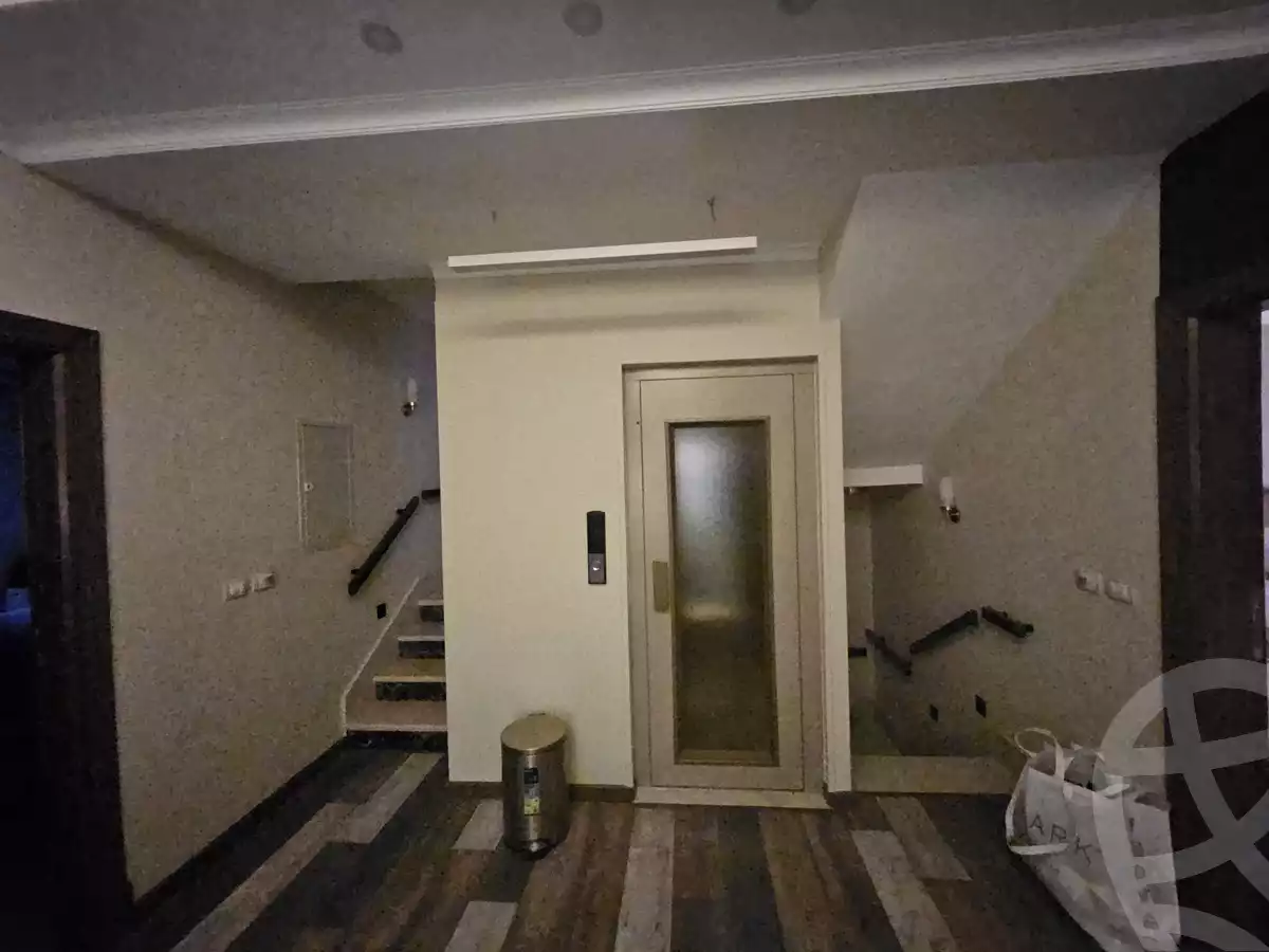 https://aqarmap.com.eg/en/listing/6147732-for-sale-cairo-el-sheikh-zayed-city-compounds-continental-villas