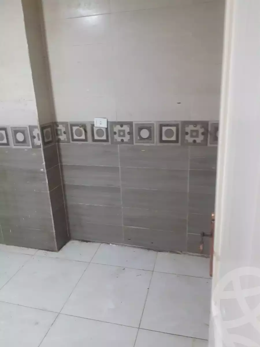 https://aqarmap.com.eg/ar/listing/6149030-for-rent-cairo-ain-shams-ain-shams-el-sharkia-el-eshrein-stt