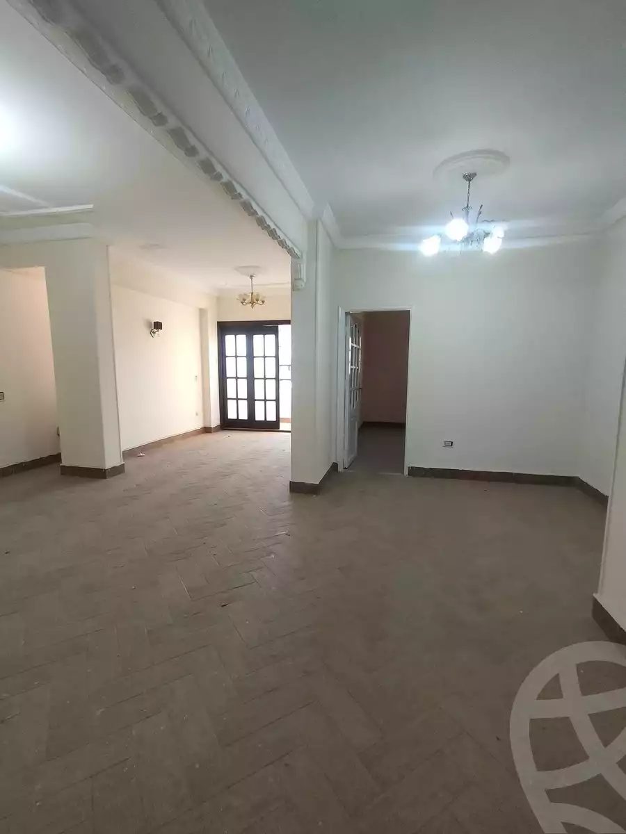https://aqarmap.com.eg/ar/listing/6149425-for-sale-qalyubia-shubra-el-khaima-el-shareaa-el-gadid-st