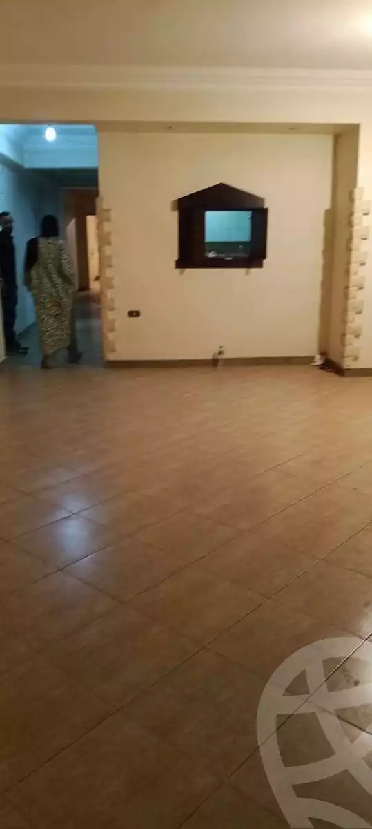 https://aqarmap.com.eg/ar/listing/6150958-for-sale-qalyubia-shubra-el-khaima-shubra-el-khaima-city-hamis-st
