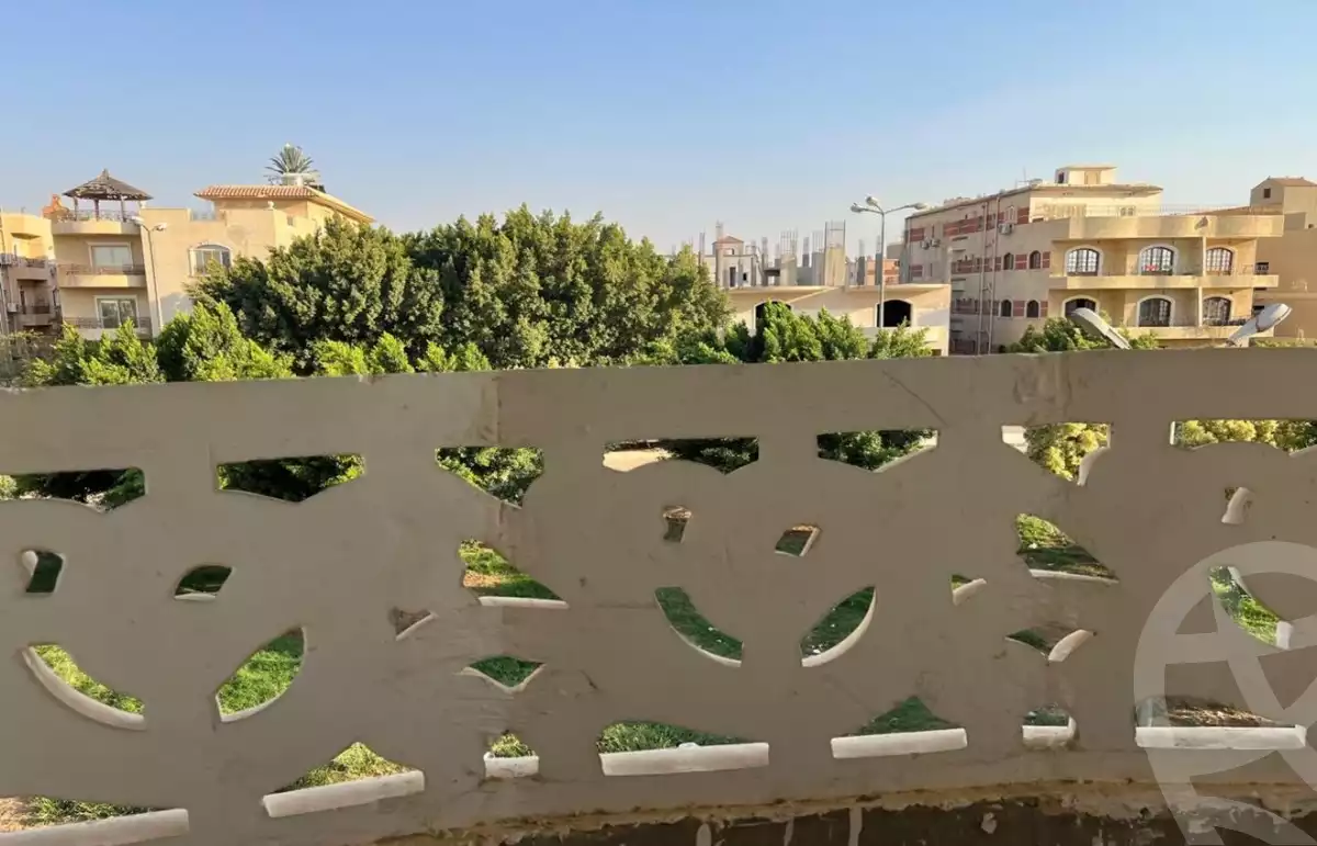https://aqarmap.com.eg/en/listing/6151830-for-sale-cairo-el-shorouk-lhy-lthlth-grb-neighbourhood-4-mohammed-el-kasbagy-st
