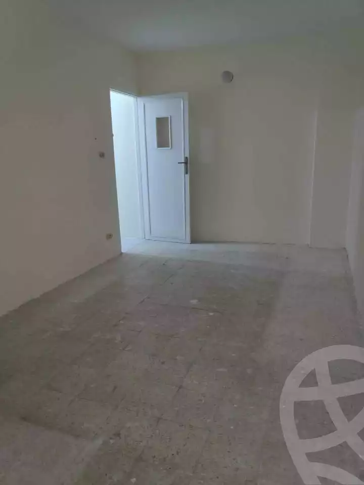 https://aqarmap.com.eg/ar/listing/6152116-for-sale-alexandria-el-asafra-l-sfr-qbly