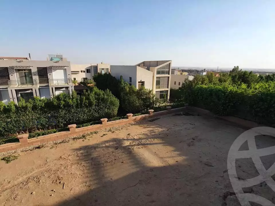 https://aqarmap.com.eg/ar/listing/6152574-for-sale-cairo-el-sheikh-zayed-city-compounds-kmbwnd-ljry-swdyk