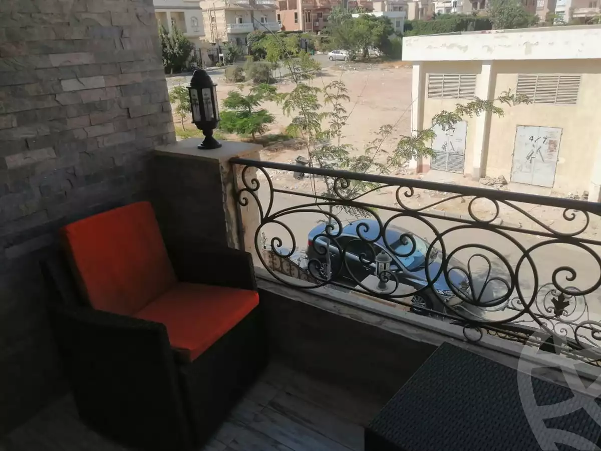 https://aqarmap.com.eg/en/listing/6152828-for-sale-cairo-el-sheikh-zayed-city-compounds-el-yasmeen-compound