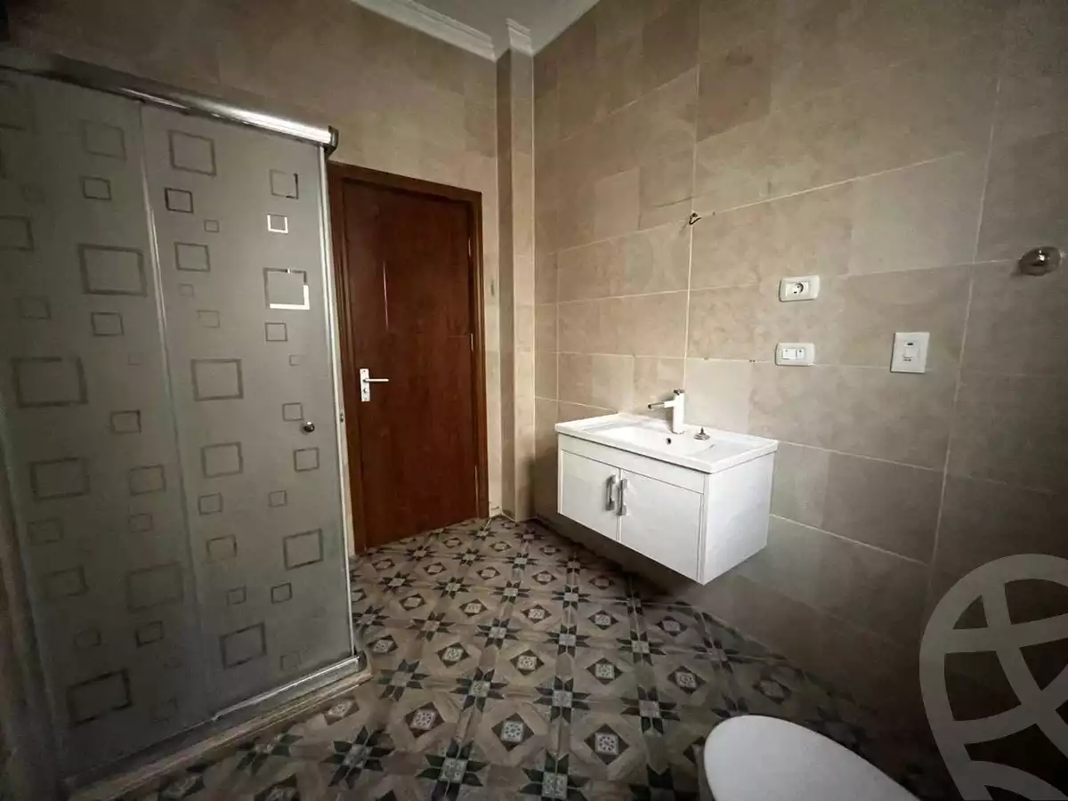 https://aqarmap.com.eg/ar/listing/6152906-for-rent-cairo-new-cairo-ganob-el-akadamiya