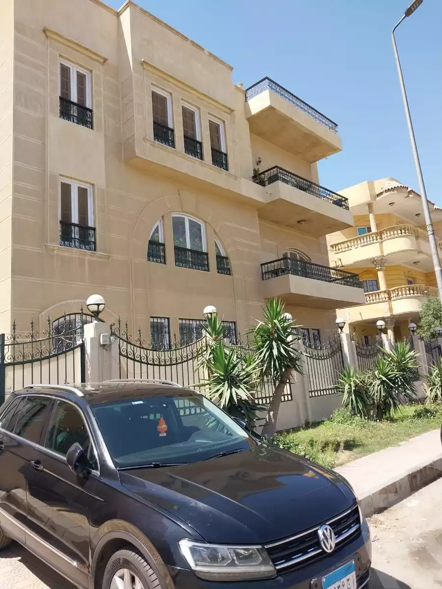 https://aqarmap.com.eg/ar/listing/6153226-for-sale-cairo-new-cairo-el-ahyaa-fifth-neighborhood