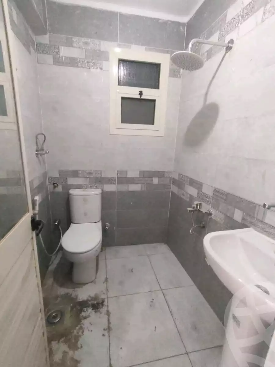 https://aqarmap.com.eg/en/listing/6153286-for-sale-qalyubia-shubra-el-khaima-om-bayoumi