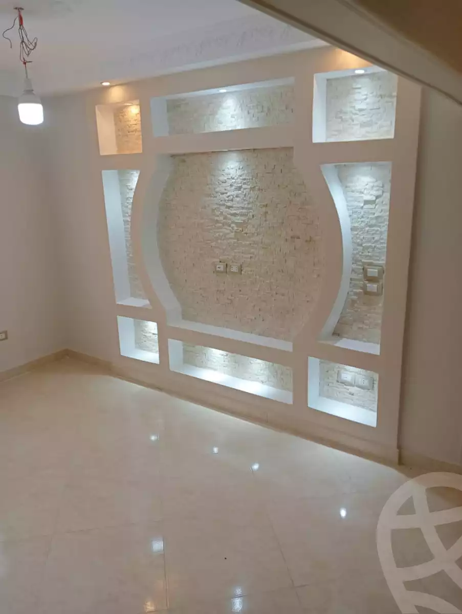https://aqarmap.com.eg/en/listing/6153490-for-sale-cairo-mokattam-lhdb-l-ly-street-83