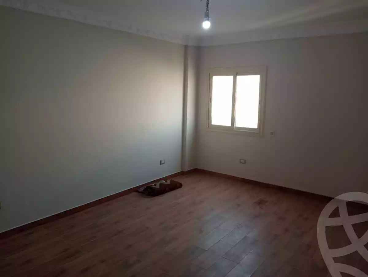 https://aqarmap.com.eg/en/listing/6153490-for-sale-cairo-mokattam-lhdb-l-ly-street-83