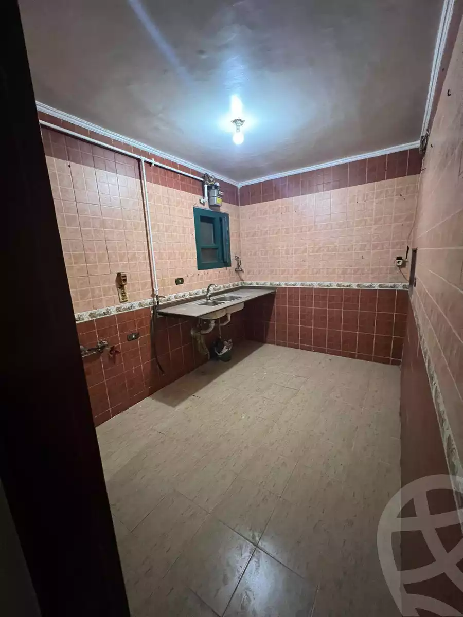 https://aqarmap.com.eg/ar/listing/6153604-for-sale-cairo-helwan-helwan-el-sharkeya-mostafa-safwat-st