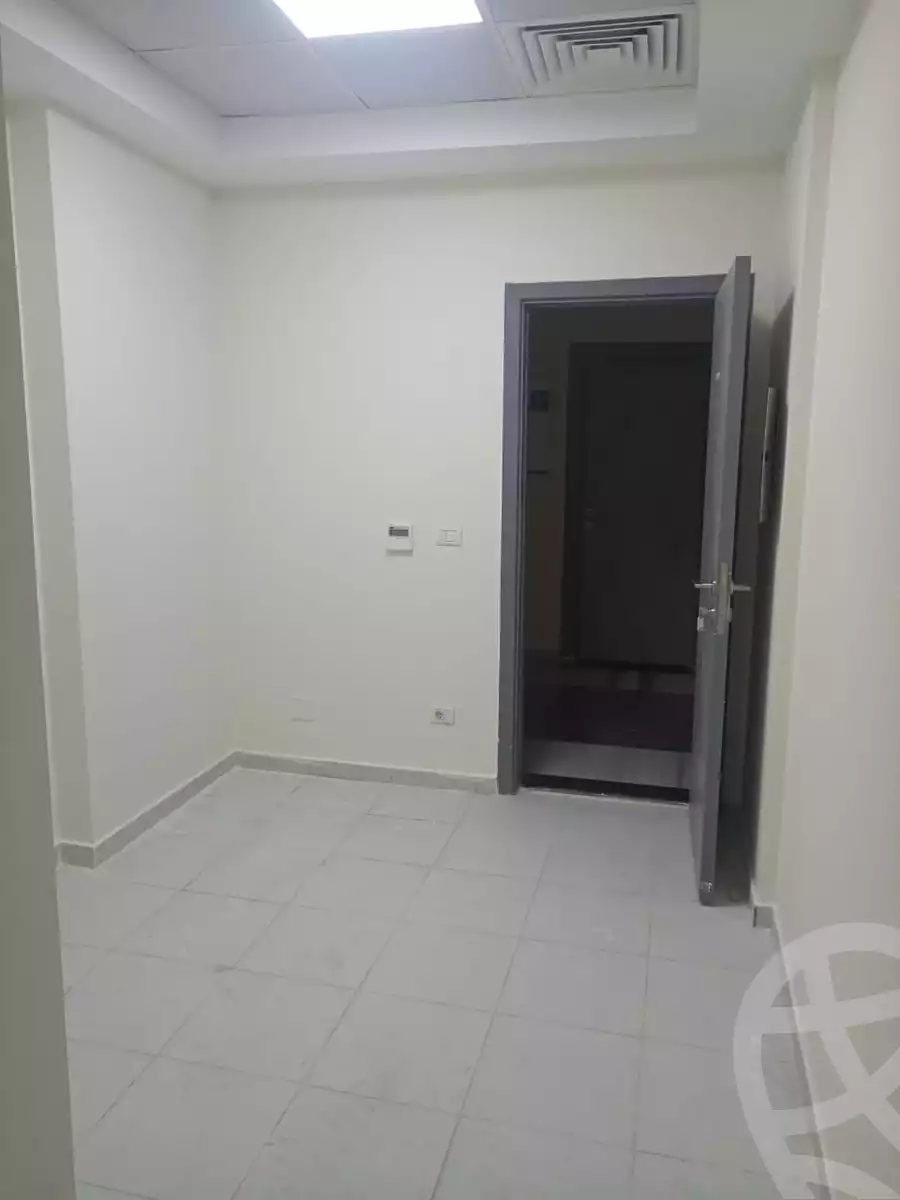 https://aqarmap.com.eg/ar/listing/6155635-for-rent-cairo-new-cairo-compounds-wzwn-ltby-ktlyst-llttwyr