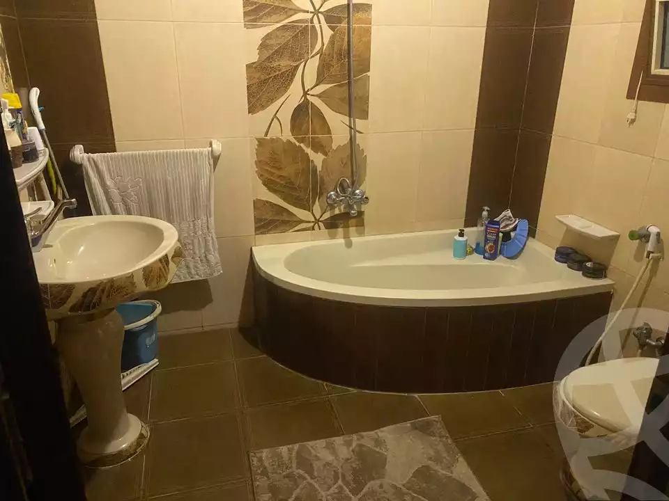 https://aqarmap.com.eg/en/listing/6155921-for-sale-cairo-nozha-2-el-khamseen-st