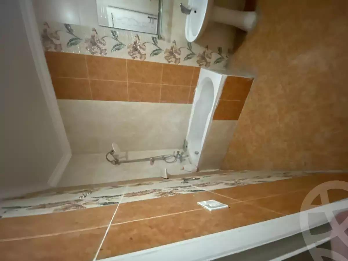 https://aqarmap.com.eg/ar/listing/6153764-for-sale-alexandria-smouha-victor-amanoiel-square