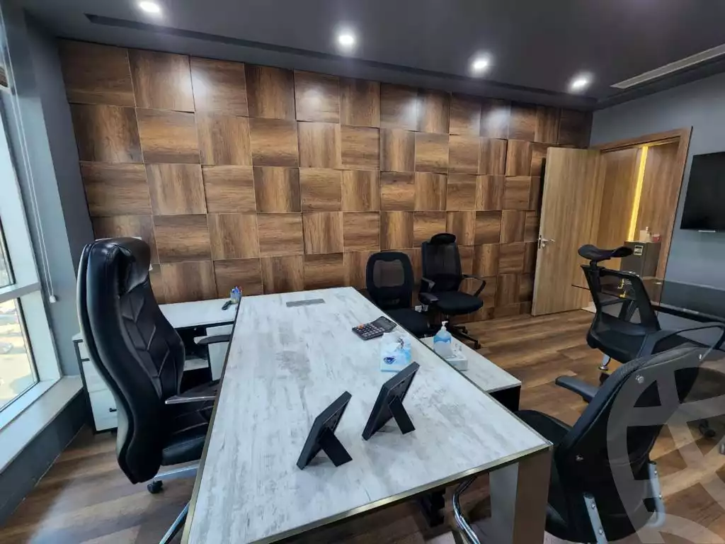 https://aqarmap.com.eg/ar/listing/6156500-for-rent-cairo-new-cairo-compounds-tryfywm-byzns-kwmblks-nm-llttwyr